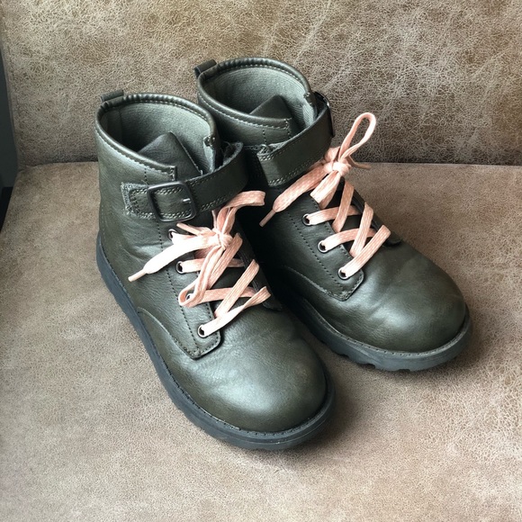 Carter’s Toddler/Baby Combat Boots sz 3 - Picture 1 of 6